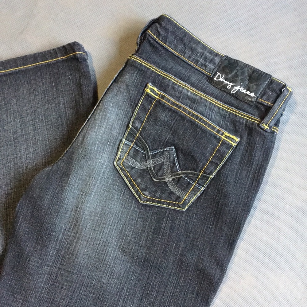 DKNY Jeans. Size 28